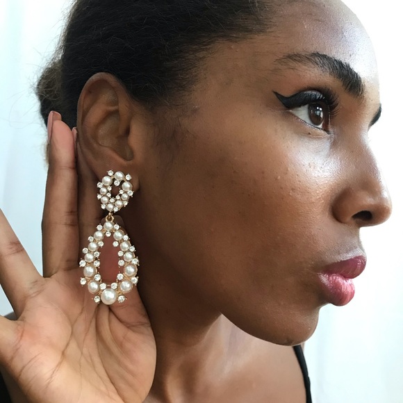 Pearl and Crystal Teardrop Statement Earrings - Picture 13 of 15